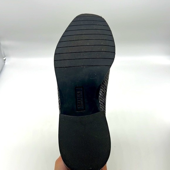 Kenneth Cole Reaction - Chelsea Salt Snakeskin Pull On Ankle Boot Size 10 - Picture 9 of 14